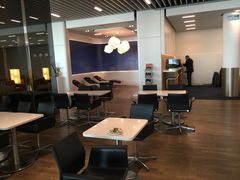 -法兰克福机场免税店(2号航站楼店)