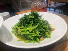 -黄泥岗·地道湖北菜(奥特莱斯店)