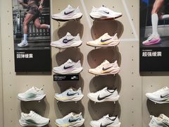 -NIKE品牌体验店(金源新燕莎店)
