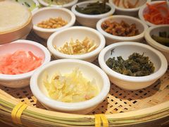 -包整·丝娃娃(一览甲秀楼风景店)