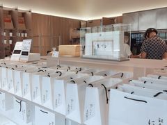 -银座仁志川·生吐司专门店(香港广场店)