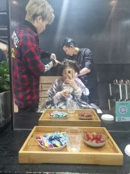 -苑苑发型设计