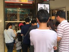 等位区-麦当劳(金桥店)