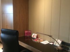 -上海滴水湖皇冠假日酒店