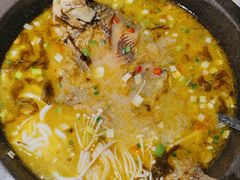 -小凤庭·地道湖北菜武昌鱼·藕汤(38年黄鹤楼店)
