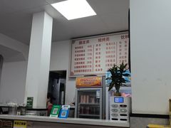 -何记酿皮店(西流湾店)