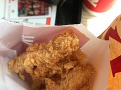 -肯德基(西影路店)