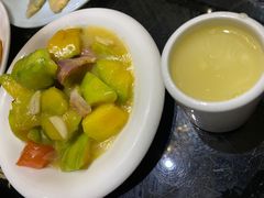 -醉美云南·云南菜主题餐厅(昆明站北京路双龙商场店)