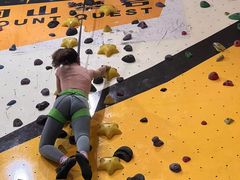 -问山MountQuest攀岩馆