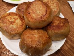-清真吴记门钉肉饼·喜多利