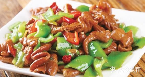 白洋淀特色炖杂鱼溜肥肠图片
