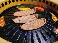 -炼火烤肉店
