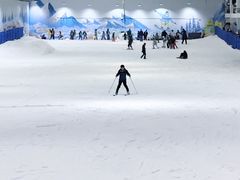 -乔波室内滑雪场
