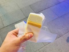 -詹爷爷乌节路街头冰淇淋