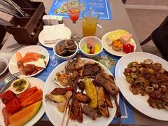 -海口绿发希尔顿酒店-田园汇自助餐·三文鱼·海鲜