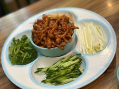 -合合春饼·酱骨·东北菜(潘家园店)