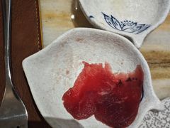 生吃牦牛肉-西藏饭店·亚克·食光自助餐厅(文殊院店)