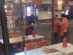 -阿瓦山寨·湘菜现炒·剁椒鱼头王(咸阳总店)