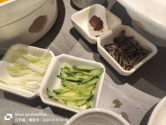 -褚记烤鸭·南京家常菜(雨花客厅店)