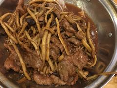 -乌镇那一年小院主题餐厅(甘泉西路店)