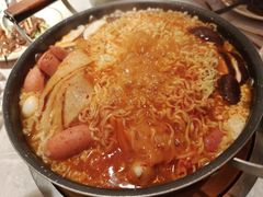 部队年糕火锅-七八冷面·延边朝鲜族美食(欢乐谷店)
