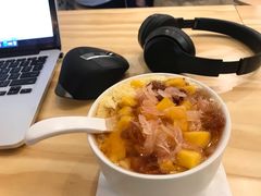 杨枝甘露-小团圆糖水铺(襄阳南路店)