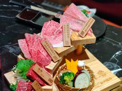 -山川小町·极番烧肉(新地假日广场店)