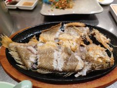 -潮界(LU·ONE凯德晶萃广场店)