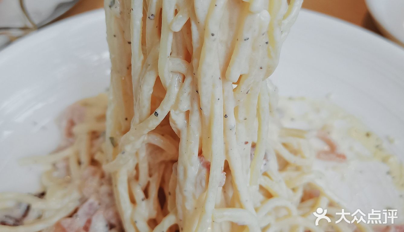 LAZZY BURGER, NICE TO EAT U.