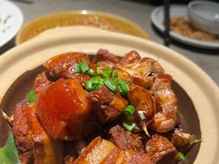 蒜子红烧肉-金鱼妈妈 山野·食趣(荫山街店)