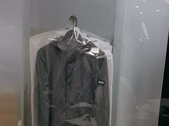 -福奈特洗衣洗鞋(宝华广场店)