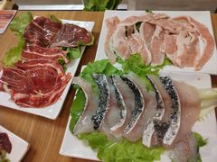 猪颈肉（小份）-吉友粥底火锅(方斜路店)