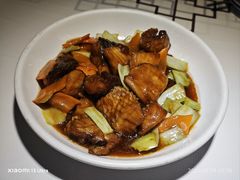 -客家大院·非遗赣南客家菜(郁孤台店)