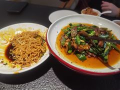 -万重锦·人文川菜馆(骡马市店)