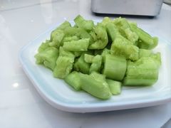 拍黄瓜-黄牛肉馆·皖南土菜