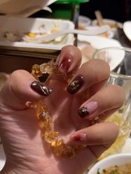 -甲·铺轻奢美甲美睫