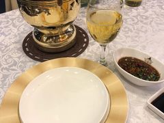 -海鲨湾海鲜会馆(百家湖1912店)