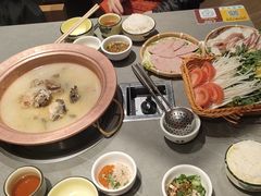 -阿婆情腊排骨火锅·野生菌季(古城旗舰店)