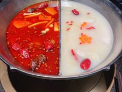 -湊湊火锅·茶憩(新中关购物中心店)