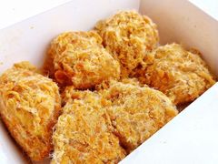 蟹黄风味小贝-鲍师傅糕点(淮海中路店)