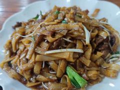 干炒牛河-南记食粥坊·宵夜大排档(莲花总店)