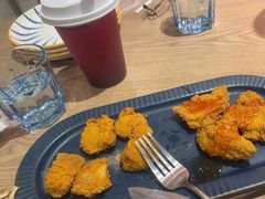 -必胜客(上海华谊新所店)