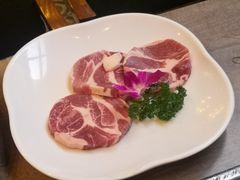 鲜梅花肉-香猪坊韩国烤肉专属门店(魏公村店)