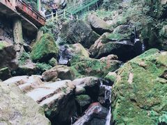 -藏龙百瀑风景区