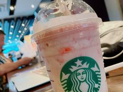 -星巴克臻选(上海长风大悦城店)