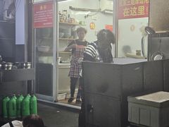 -无名氏宵夜小摊(祝家三姐妹馄饨店)