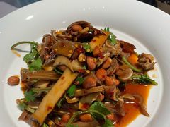 -费大厨辣椒炒肉(黄兴中心广场店)