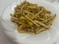 -天乐农家鱼头王(天目湖店)