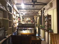 -斯多格书乡(北京大学畅春园店)