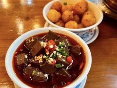 -炉小二铜锅牛蛙•川湘菜(三里屯店)